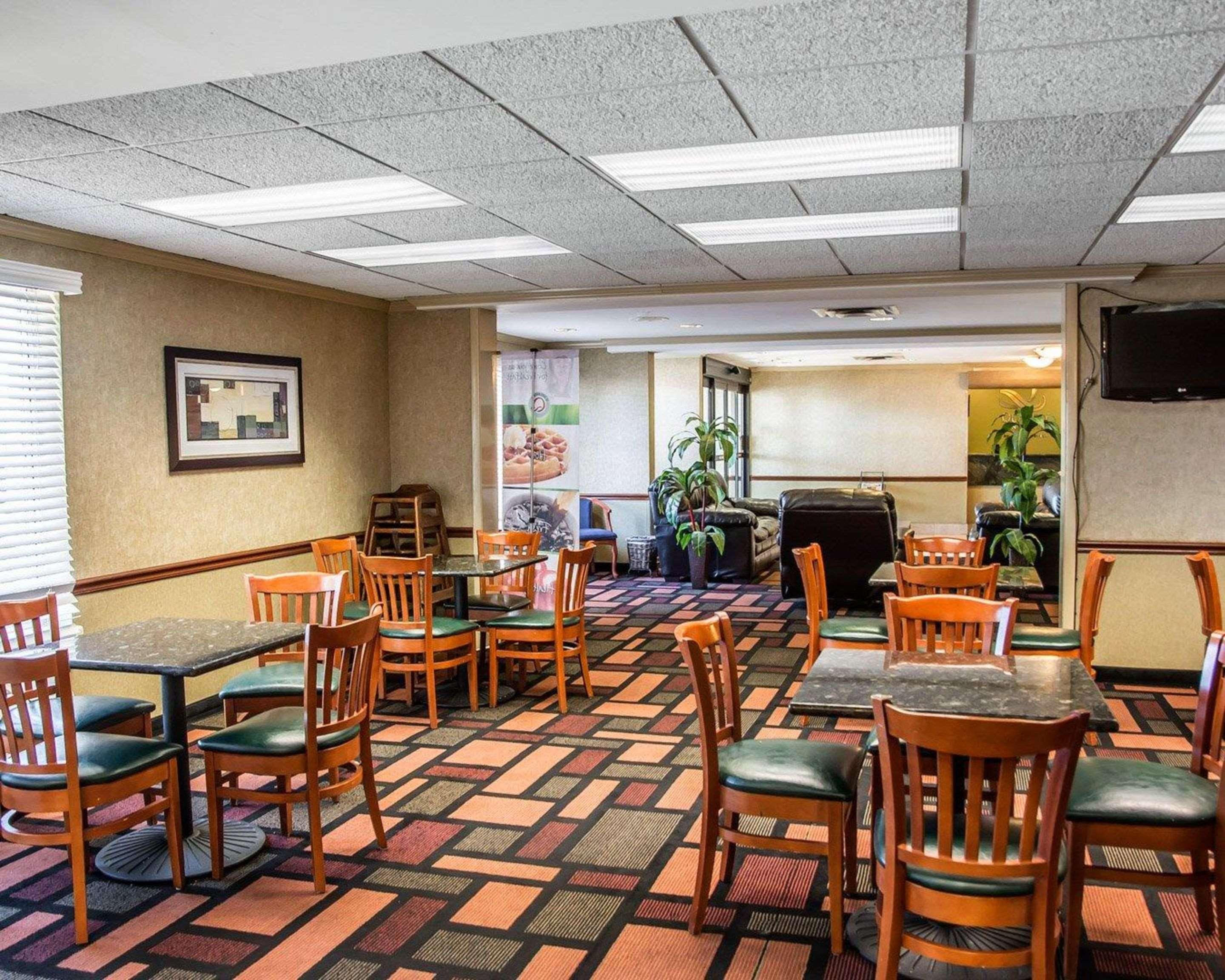 Quality Inn & Suites Cvg Airport Erlanger Exteriör bild
