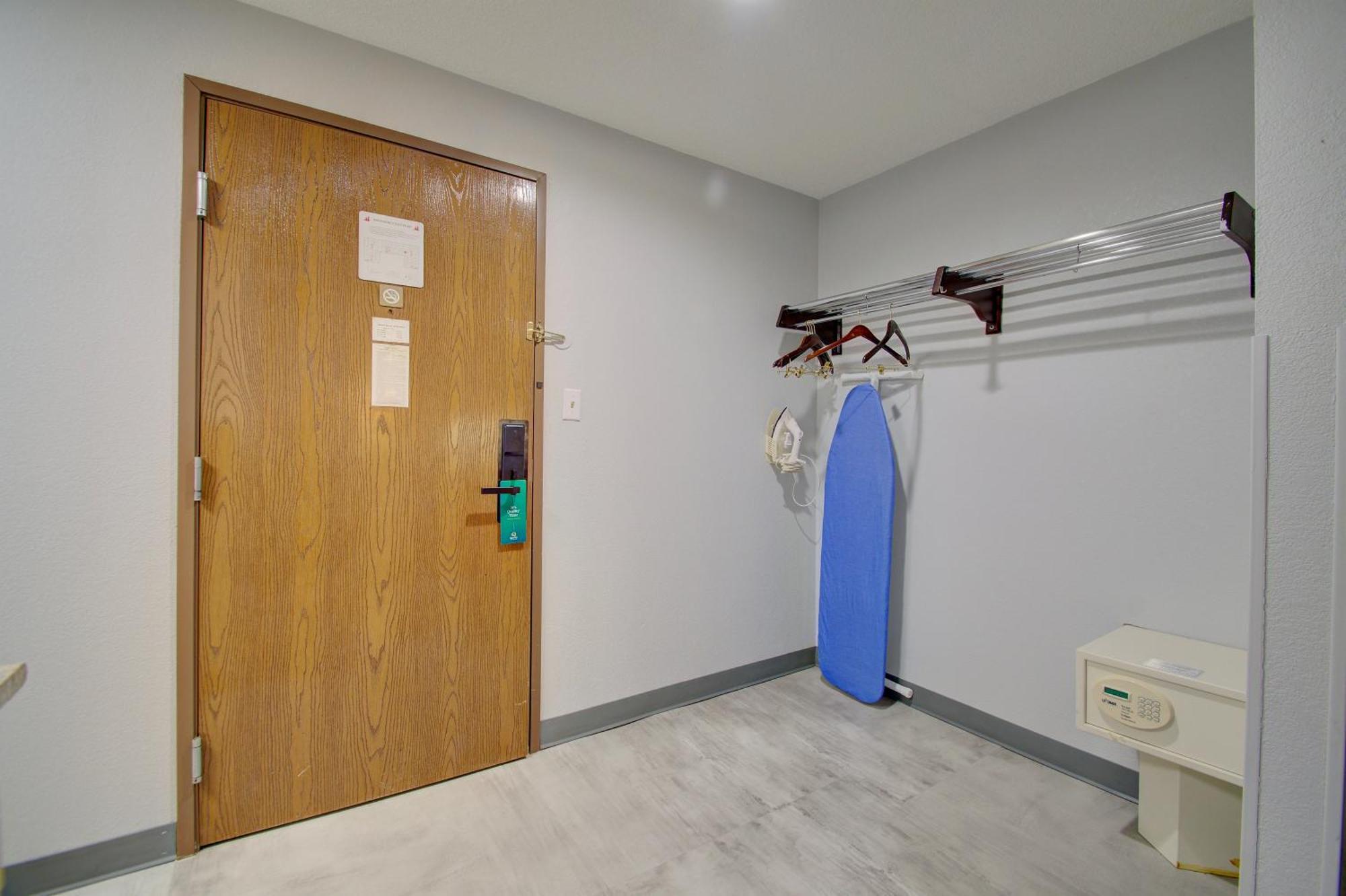 Quality Inn & Suites Cvg Airport Erlanger Exteriör bild