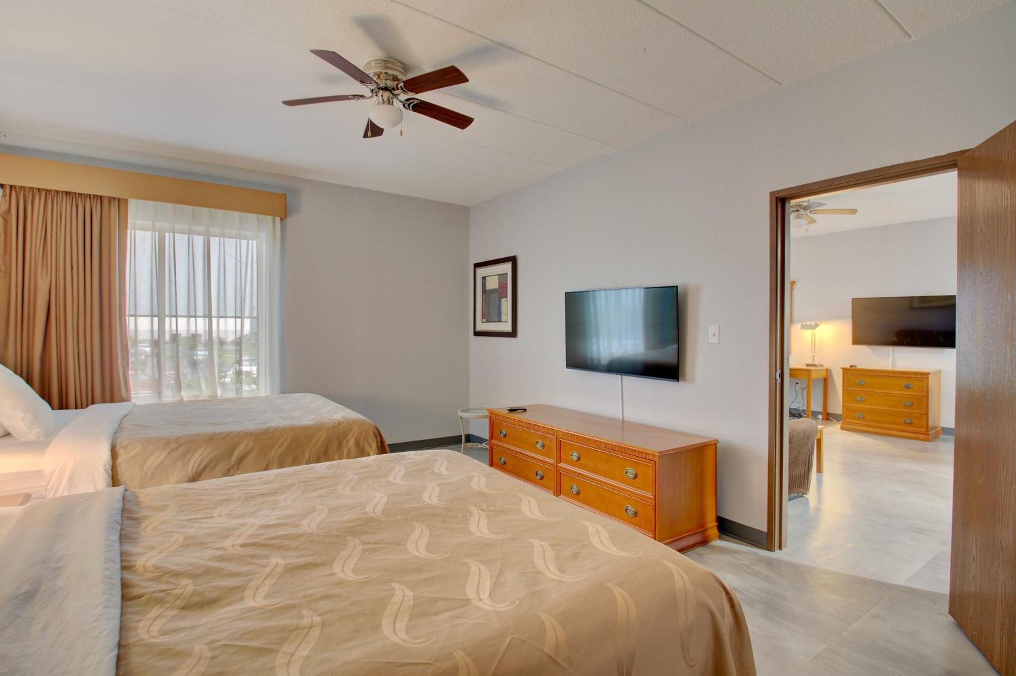 Quality Inn & Suites Cvg Airport Erlanger Exteriör bild