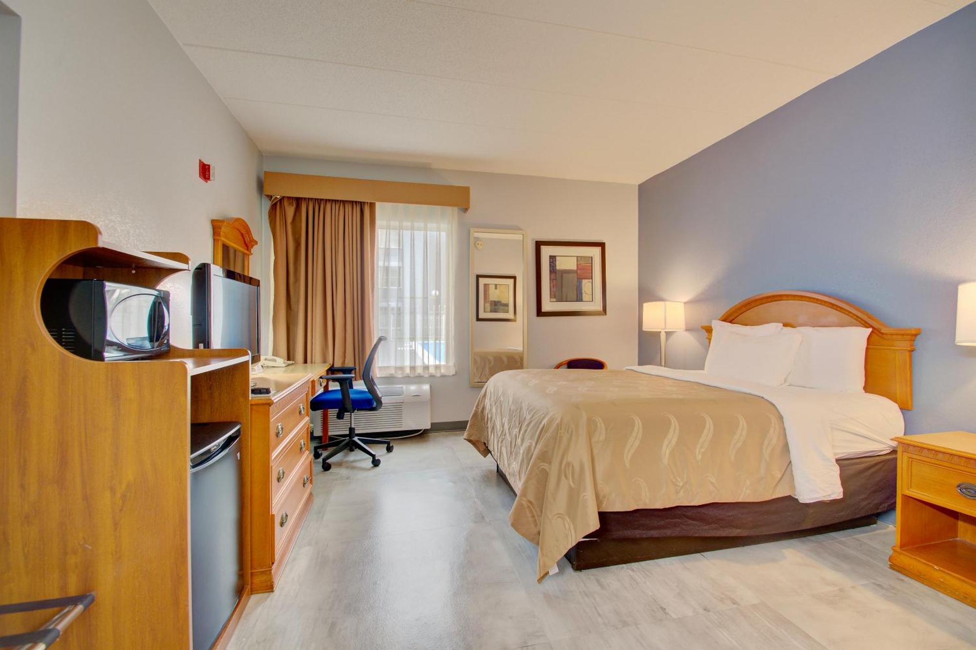 Quality Inn & Suites Cvg Airport Erlanger Exteriör bild