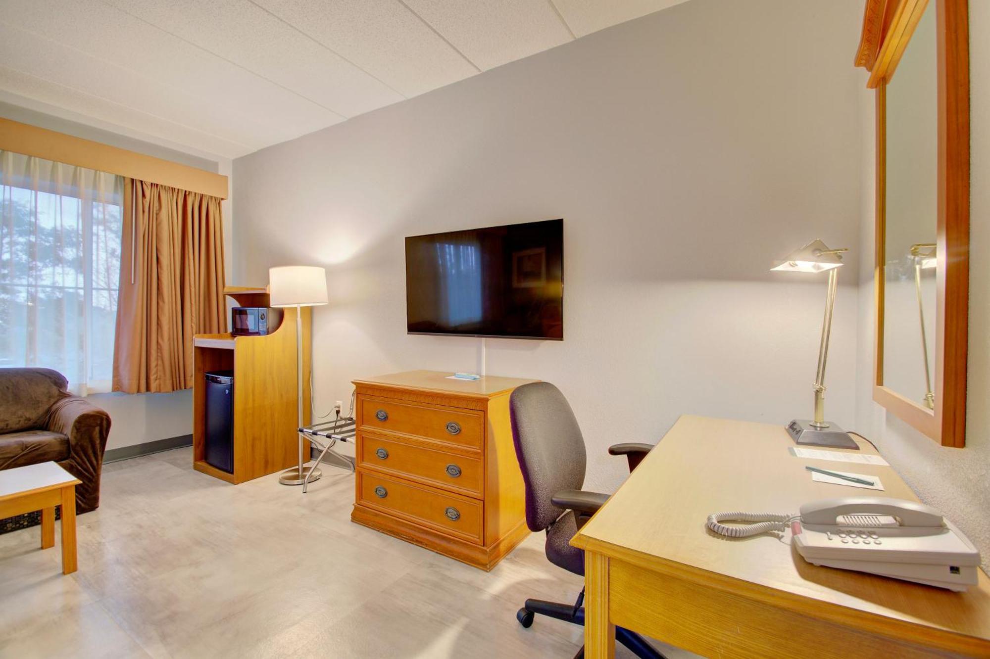 Quality Inn & Suites Cvg Airport Erlanger Exteriör bild