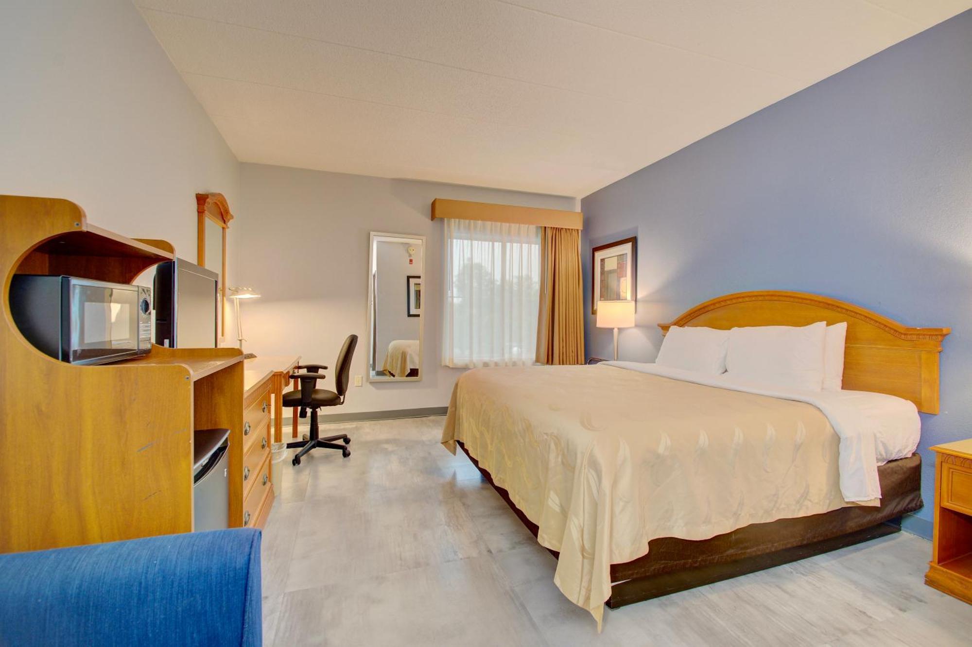 Quality Inn & Suites Cvg Airport Erlanger Exteriör bild