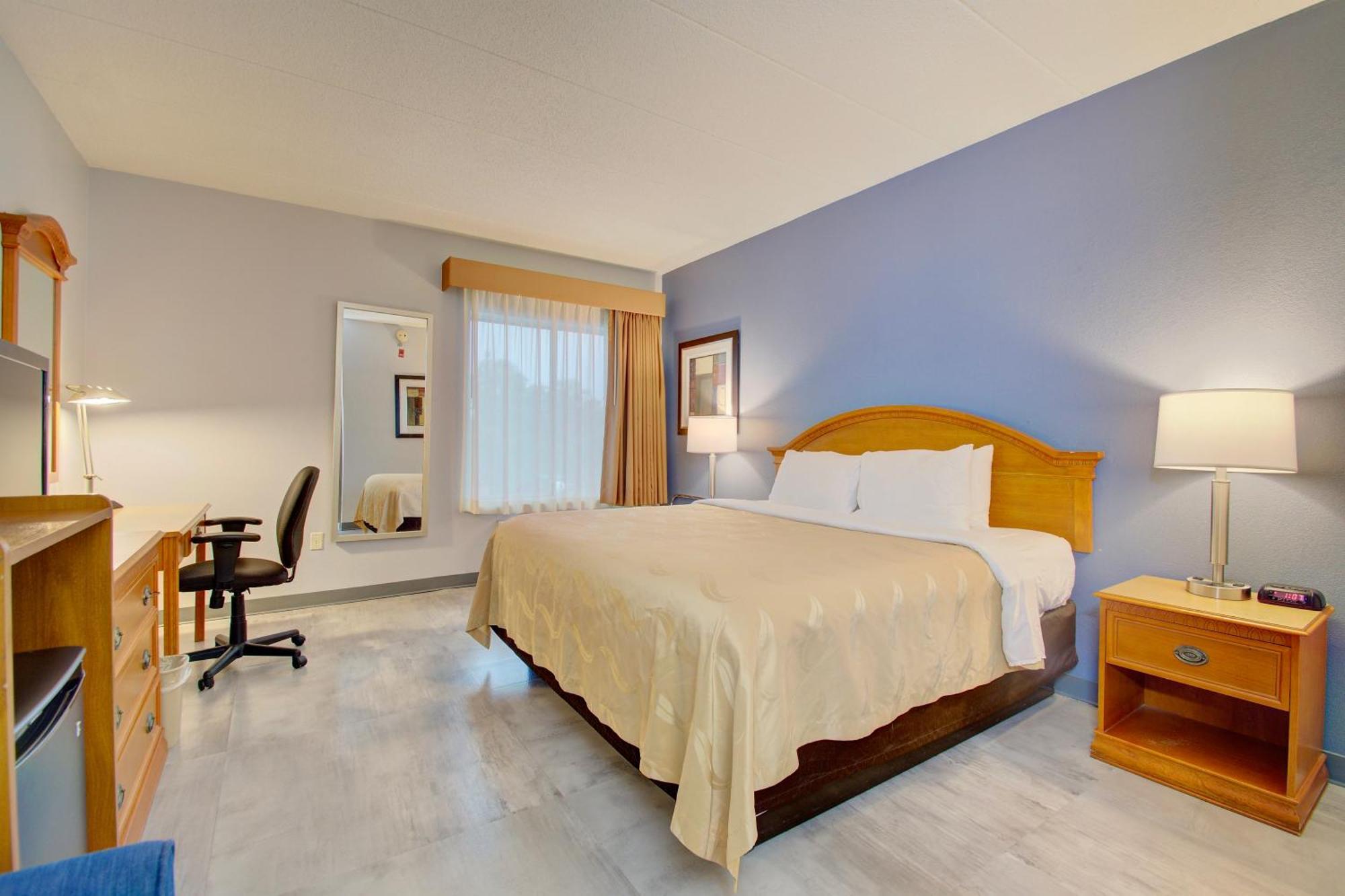 Quality Inn & Suites Cvg Airport Erlanger Exteriör bild