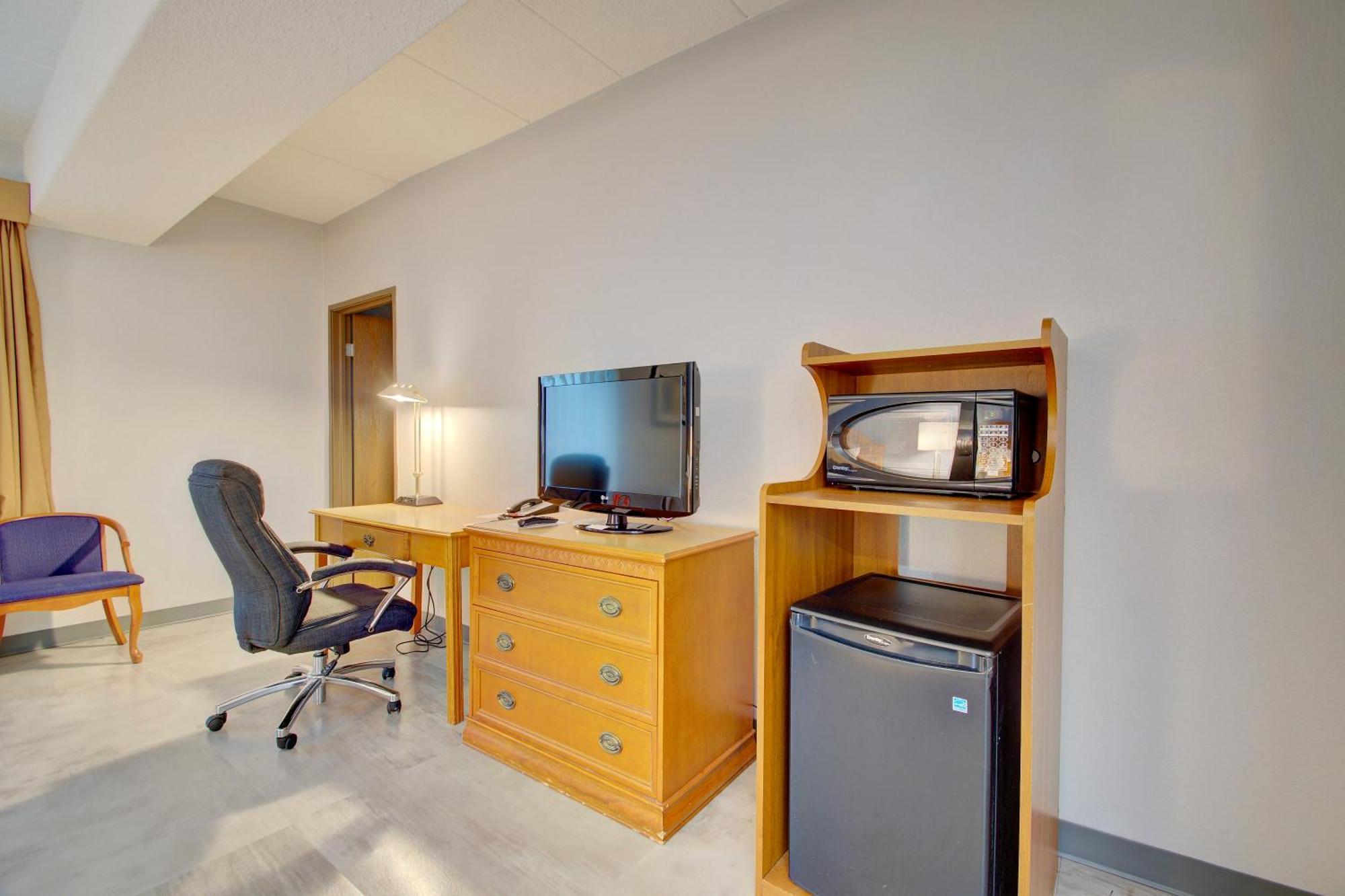 Quality Inn & Suites Cvg Airport Erlanger Exteriör bild