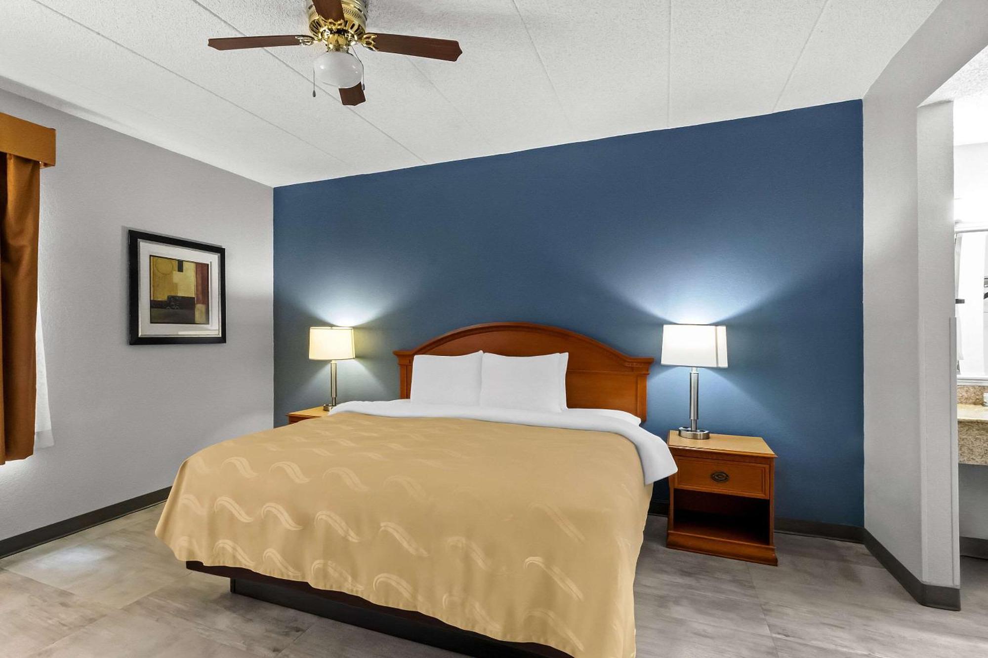 Quality Inn & Suites Cvg Airport Erlanger Exteriör bild