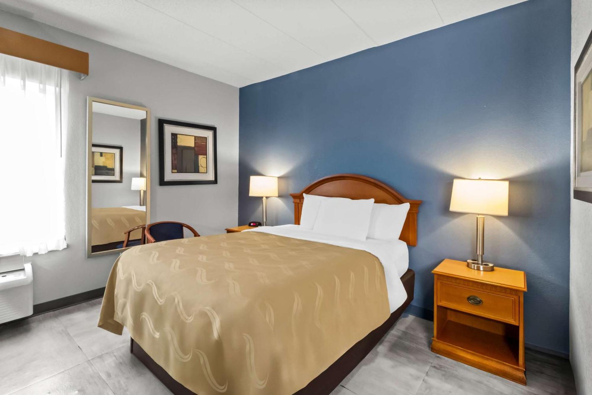 Quality Inn & Suites Cvg Airport Erlanger Exteriör bild