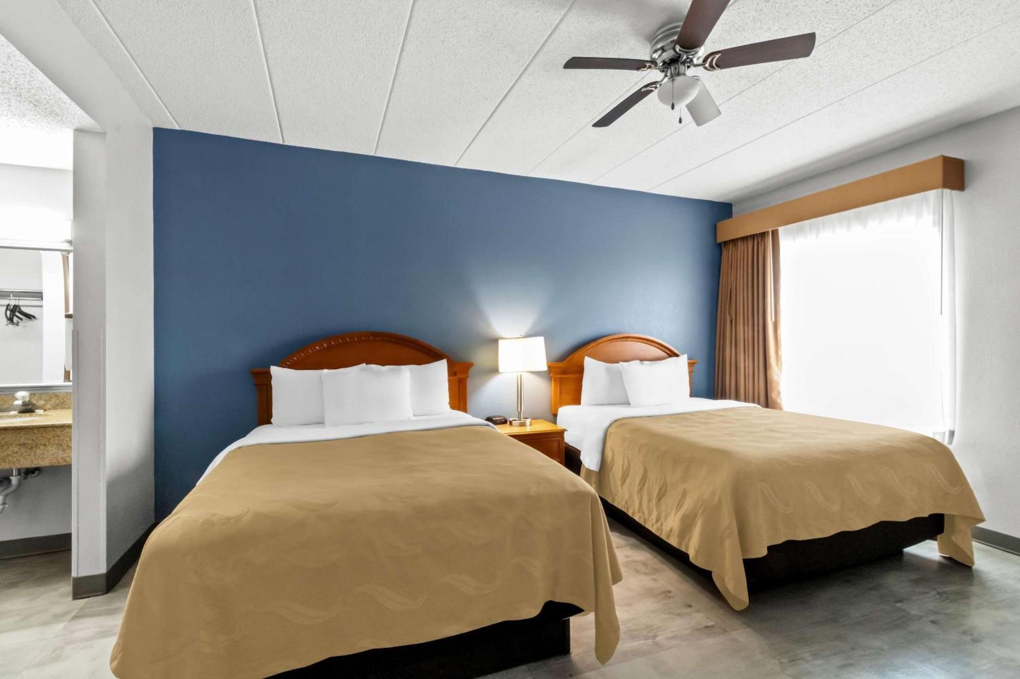 Quality Inn & Suites Cvg Airport Erlanger Exteriör bild